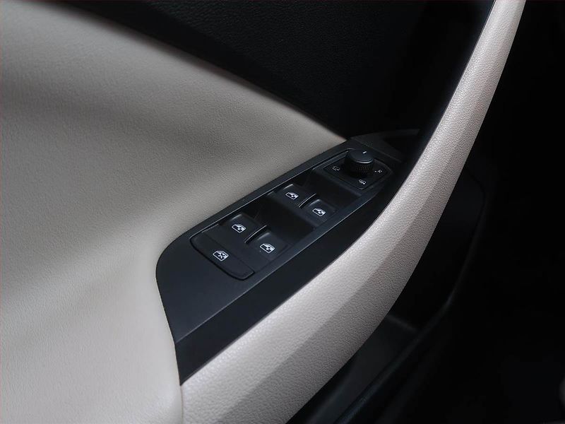 Škoda Scala (2022) 1.0 TSI, Automat, Serv.kniha - fotka 16 z 18