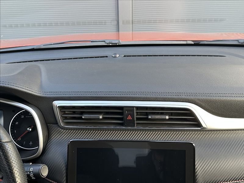 MG ZS 1,5 DVVT 106PS  Essential - fotka 24 z 54