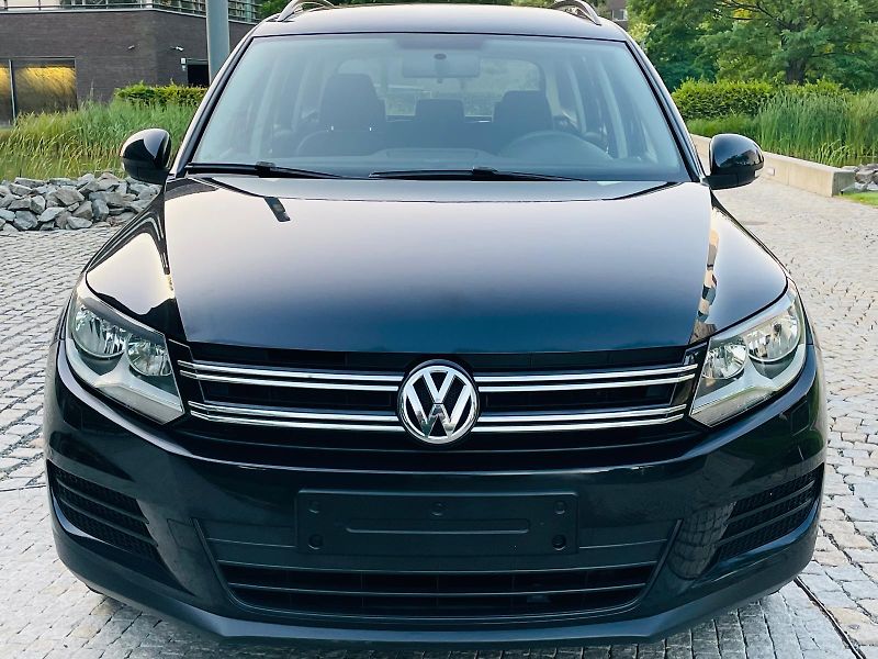 Volkswagen Tiguan 1.4TSI MANUÁL SERVISKA SENZORY - fotka 6 z 45
