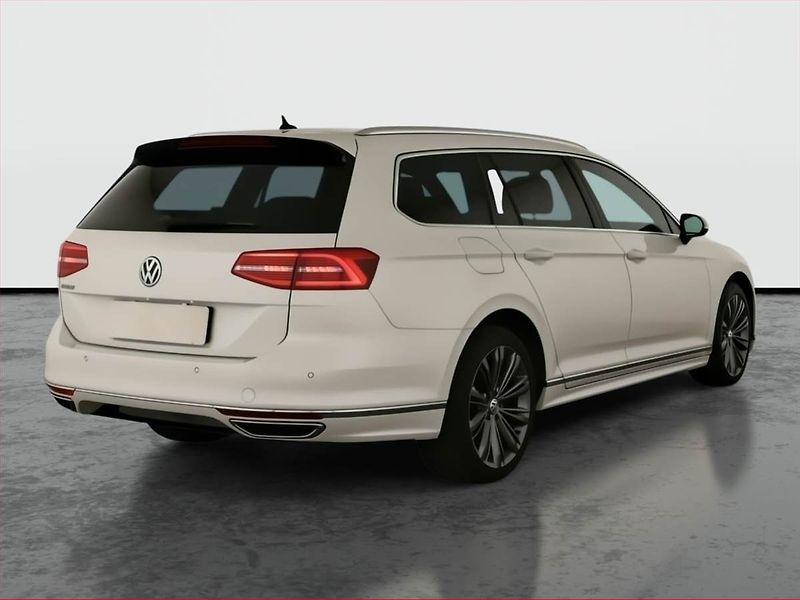 Volkswagen Passat (2019) R-Line 2.0 TDI, 4X4, Automat - fotka 5 z 16