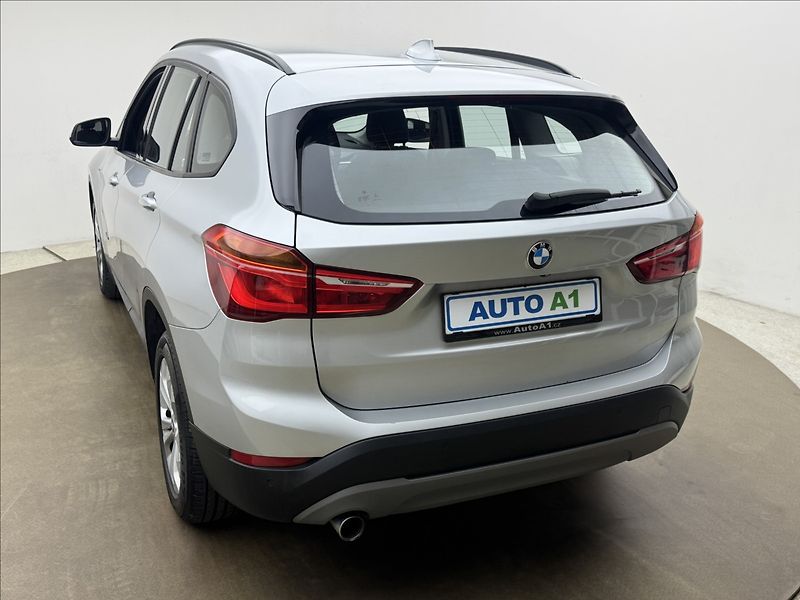 BMW X1 2,0 18d AUTOMAT SERVIS ČR - fotka 6 z 44