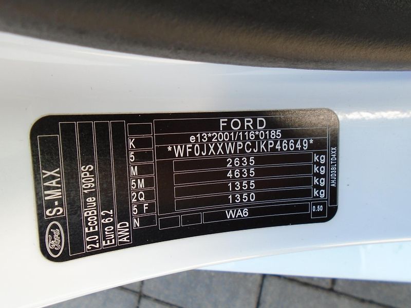 Ford S-MAX 2,0EcoBlue 140kW AWD ST-Line A - fotka 39 z 50