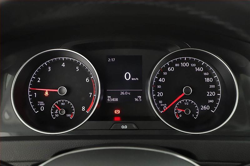 Volkswagen Golf (2017) 1.0 TSI, Tempomat - fotka 9 z 18