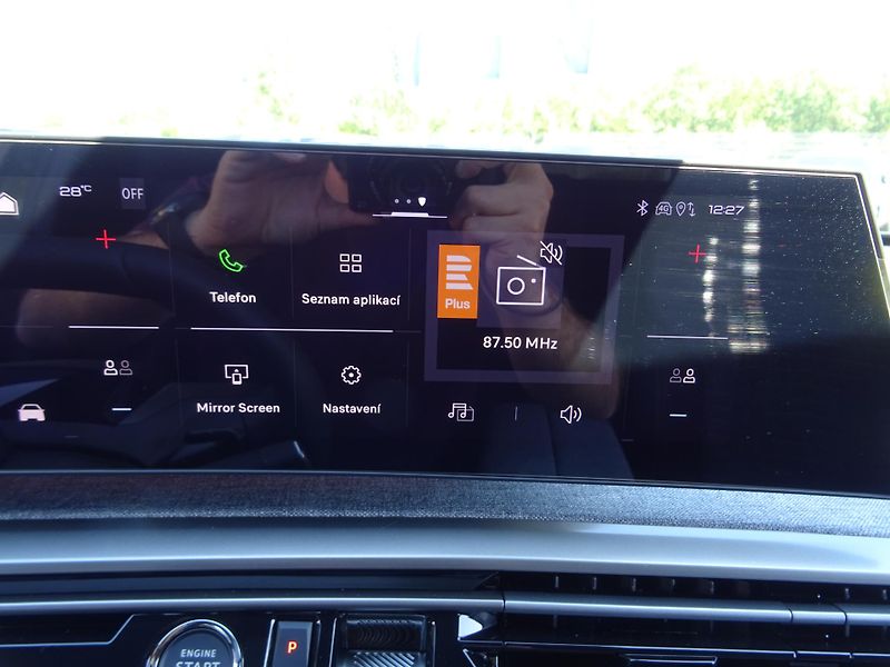 Peugeot 3008 (2026) BUSINESS Hybrid 145k e-DCS6 - fotka 26 z 49