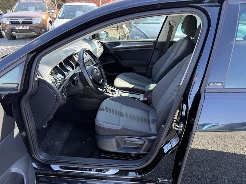 Volkswagen Golf 1.2 TSI ALLSTAR  - fotka 8 z 13