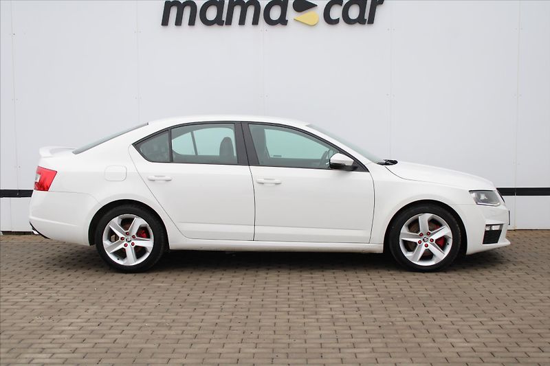 Škoda Octavia RS 2.0TDI 135kW BIXEN TAŽNÉ ČR - fotka 8 z 19