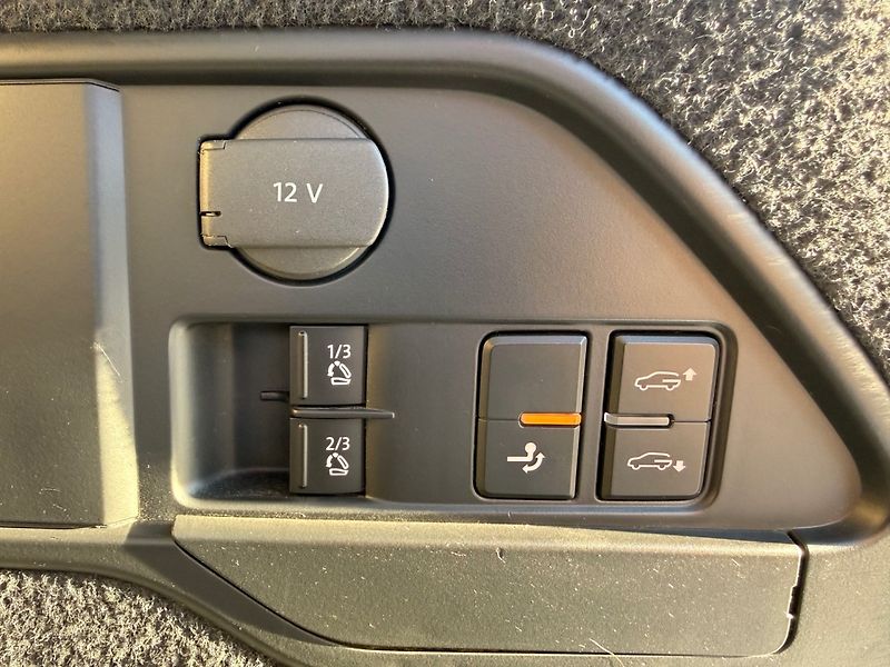 Volkswagen Touareg (2012) 3.0TDI 180kW VZDUCH,NAVI - fotka 14 z 16