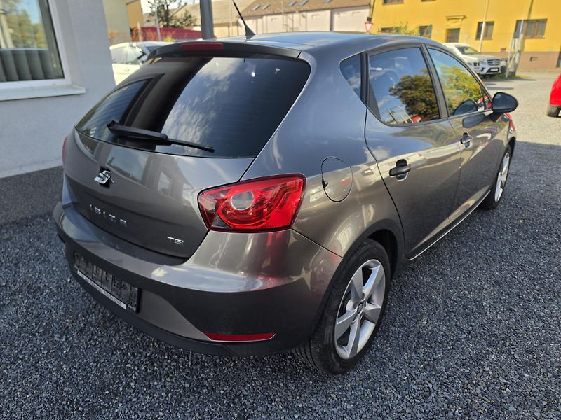 Seat Ibiza 1.2 TSI  - fotka 4 z 27