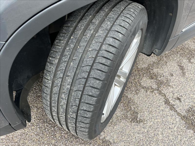 Volkswagen Tiguan 2,0 TDi ROZVODY KLIMA 2xKOLA - fotka 40 z 48