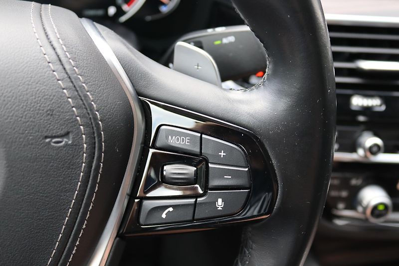 BMW Řada 5 520D XDRIVE SPORT LINE G30  - fotka 27 z 50
