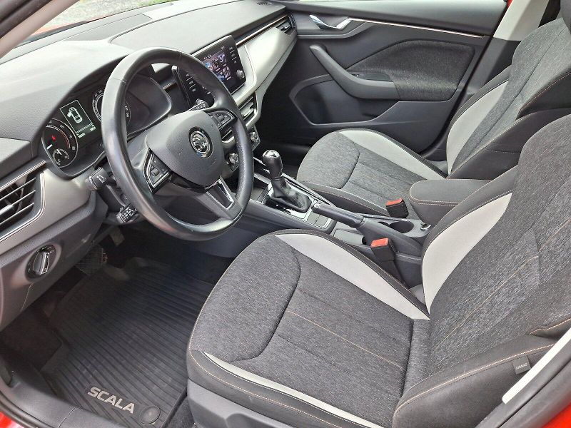 Škoda Scala (2020) Style DSG 1,5TSi 110kW - fotka 29 z 32