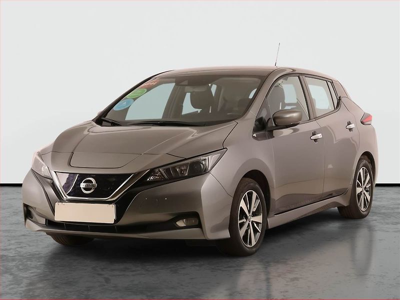 Nissan Leaf (2021) 40 kWh, SoH 90%, Automat - fotka 2 z 24