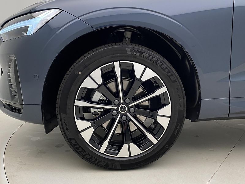Volvo XC60 (2026) B5 AWD AUT DARK PLUS  - fotka 18 z 67