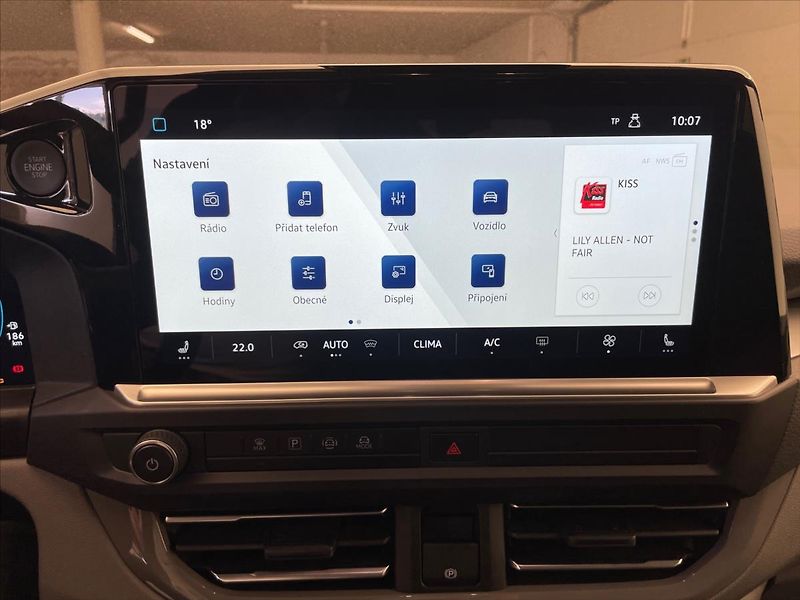 Volkswagen Caravelle Nový T7 2,0 TDI 6G DR - fotka 10 z 28