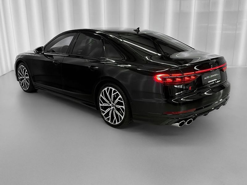 Audi S8 TFSi QUATTRO, MASÁŽE, B&O ADVA - fotka 4 z 42
