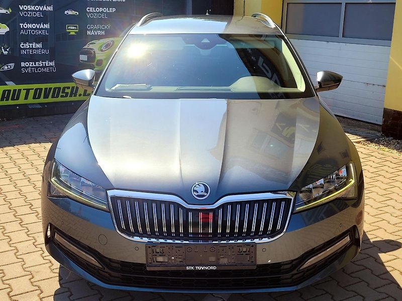 Škoda Superb TDi DSG 4x4 190k *CEBIA*       - fotka 2 z 49
