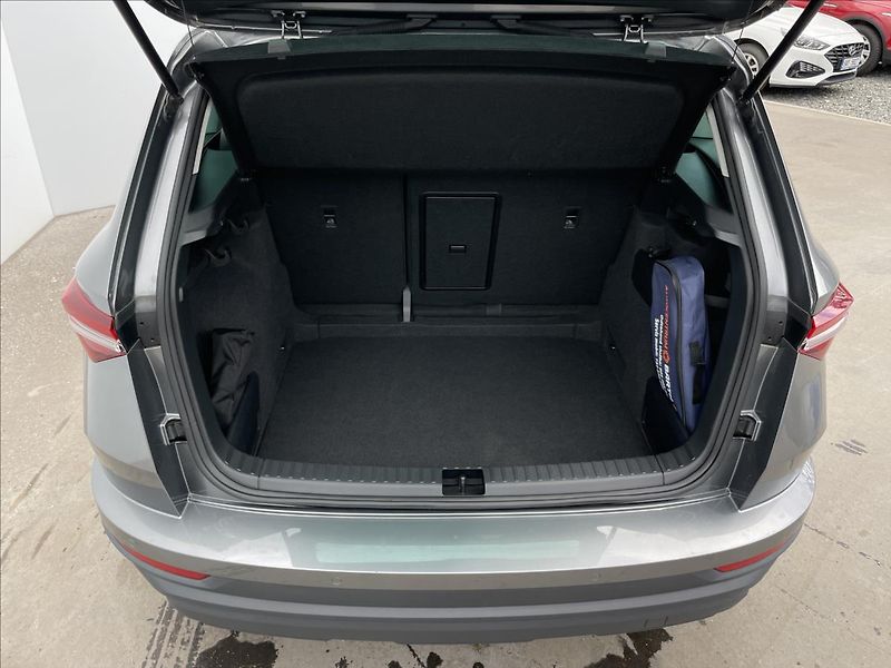Škoda Karoq 2,0 TDI 4x4 DSG Style - fotka 24 z 24