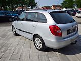 Škoda Fabia (2010) 1,2 TSI 77 KW Ambiente - náhled 7