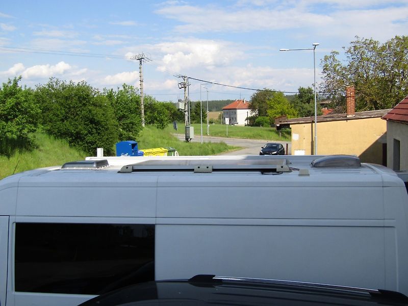 Peugeot Ostatní (2014) 2.2 HDI 96kW OBYTNÁ VESTAVBA - fotka 30 z 33
