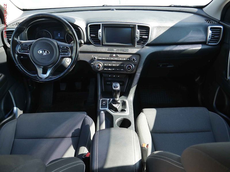 Kia Sportage (2016) 1.7 CRDi, ČR, Navi, AC - fotka 8 z 16