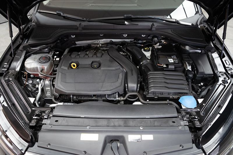 Škoda Octavia 1.5 TSI STYLE*TAŽNÉ*DPH*ČR 1.M - fotka 32 z 38