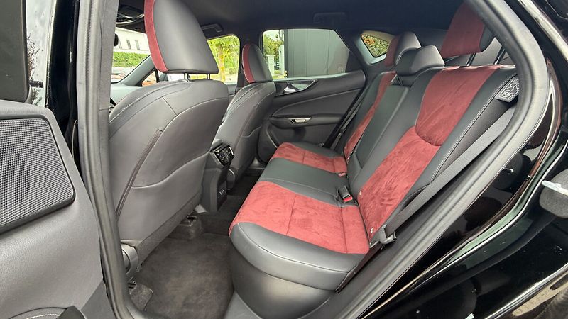 Lexus NX 350h 350h 2,5 HEV COMFORT PLUS - fotka 19 z 24