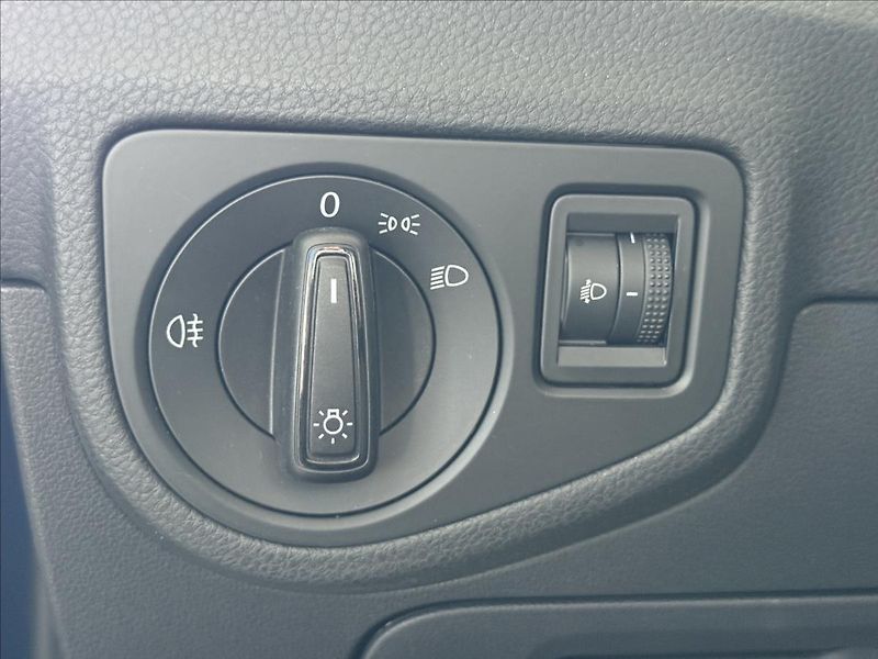 Volkswagen Golf Sportsvan 1,2   TSI 63kW,SERVISKA,2.MAJ - fotka 12 z 24