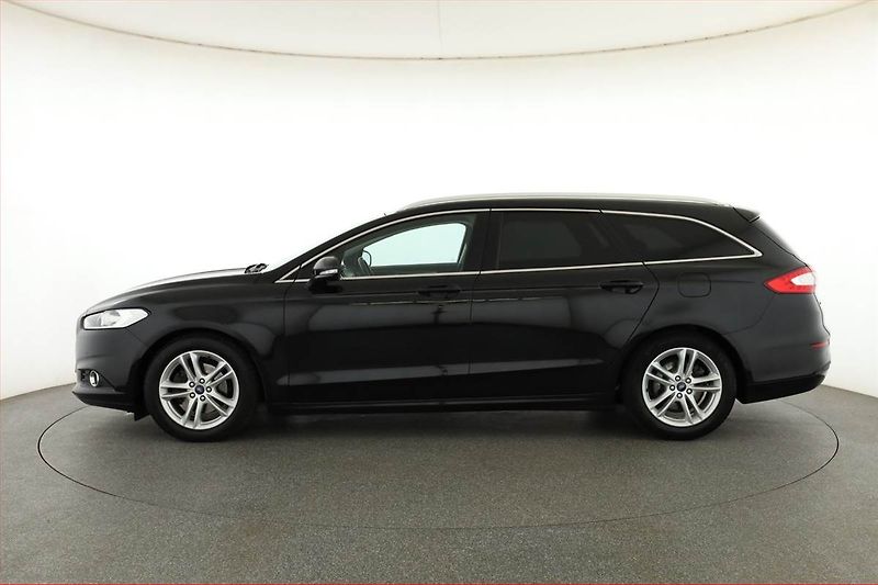 Ford Mondeo (2017) 2.0 TDCI, Automat, Serv.kniha - fotka 3 z 20
