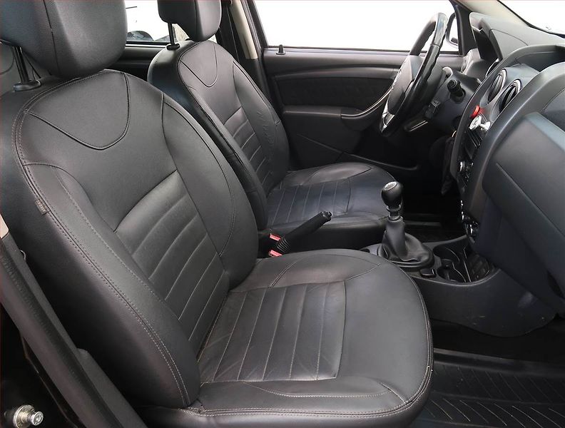 Dacia Duster (2014) 1.2 TCe - fotka 9 z 16