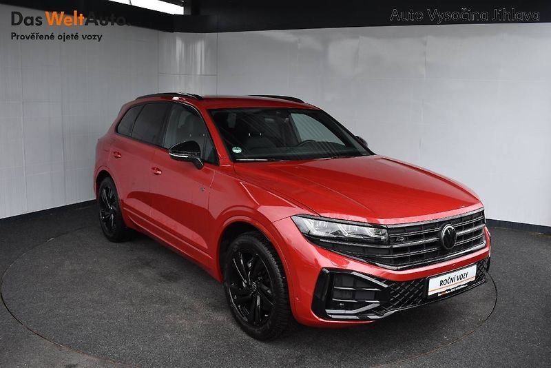 Volkswagen Touareg (2025) R-Line 3.0TDI 210kW, Webasto, - fotka 7 z 28
