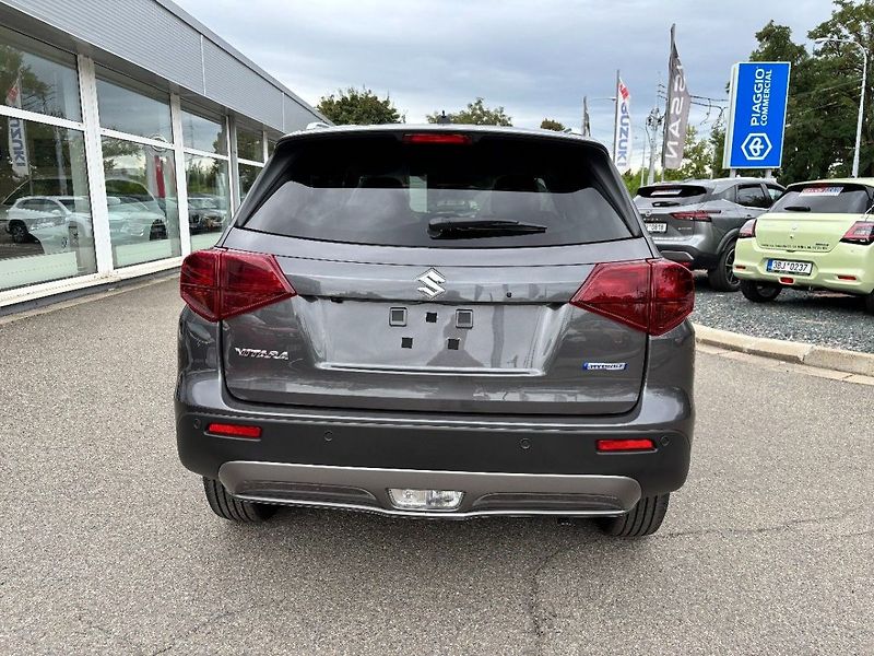 Suzuki Vitara 4x4 automat Elegance - fotka 6 z 10