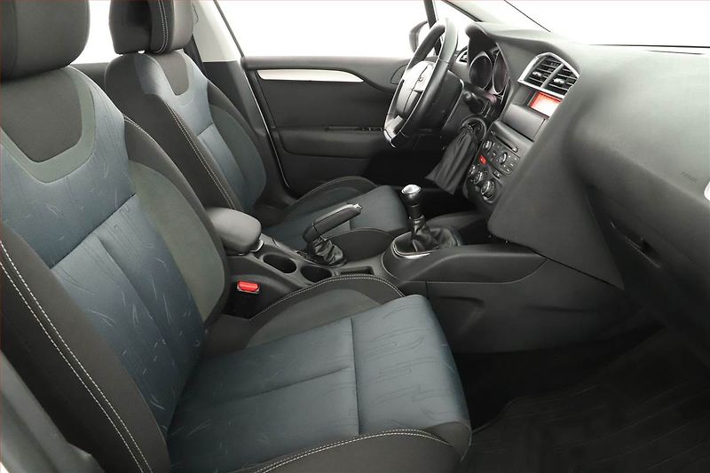 Citroën C4 (2011) 1.6 VTi, nová STK - fotka 7 z 11