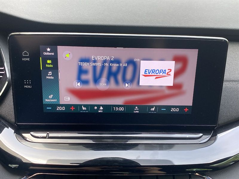 Škoda Octavia (2023) 2.0 TDI DSG SportLine - fotka 13 z 35