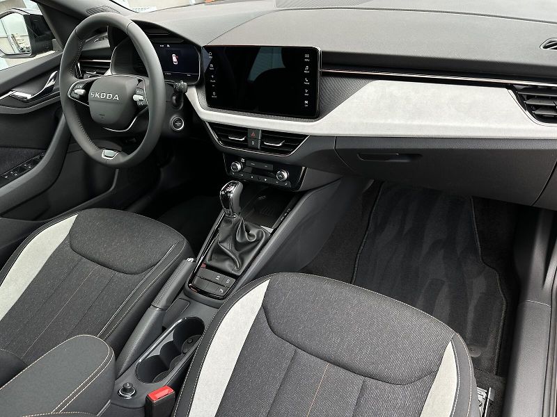 Škoda Kamiq 1.5TSi DSG 150PS LED V.Cockpit - fotka 41 z 46