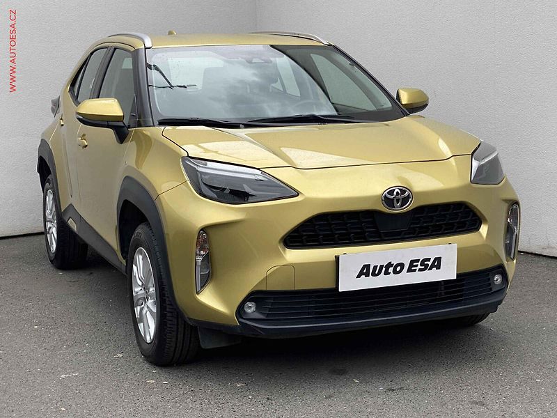 Toyota Yaris Cross (2022) 1.5 VVT-i, 1.maj,ČR, Dynamic - fotografie inzerátu
