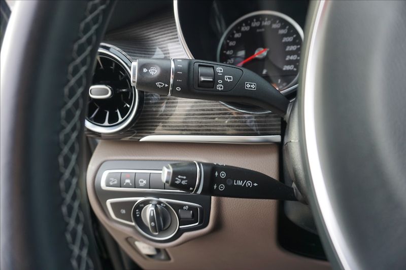Mercedes-Benz Třídy V 2,0 V 300d AVG L 4M CZ, servis - fotka 14 z 20
