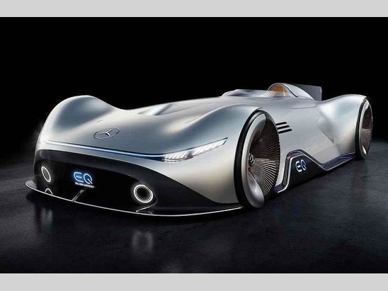 Koncept Mercedes-Benz Silver Arrow EQ