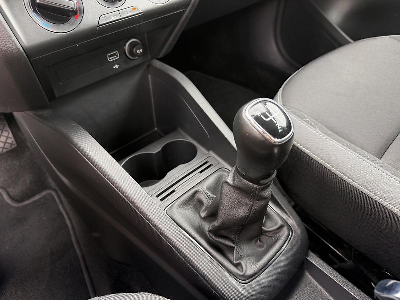 Škoda Fabia (2022) 1.0 Tsi 70 kw - fotka 20 z 22
