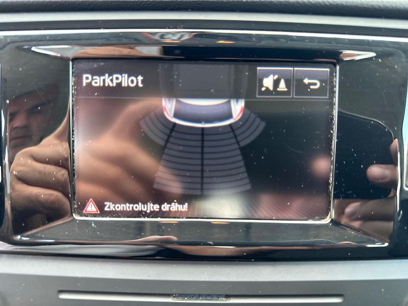 Škoda Octavia 1.4TSI G-TEC STYLE - fotka 19 z 22