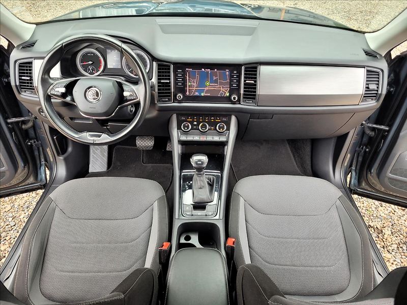 Škoda Kodiaq 1,5 TSI,DSG,7míst,navi,výhřev - fotka 21 z 50