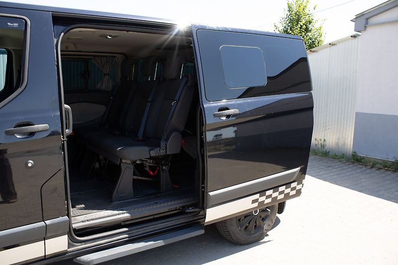 Ford Tourneo Custom - fotka 21 z 27