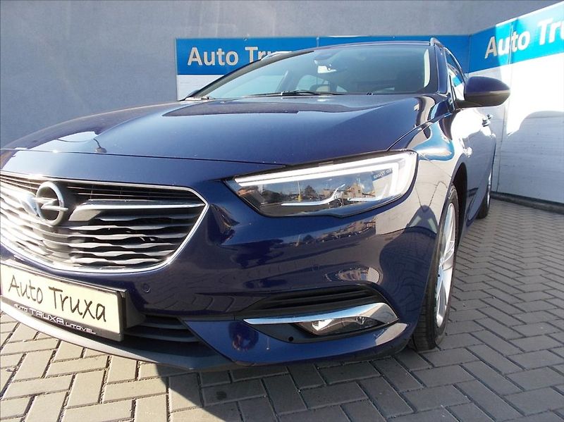 Opel Insignia ST 1.6 CDTi 100kW INNOVATION - fotka 36 z 46