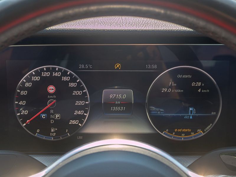 Mercedes-Benz Třídy E (2018) ČR 220CDI 143KW 4x4 – 2x PNEU - fotka 25 z 52
