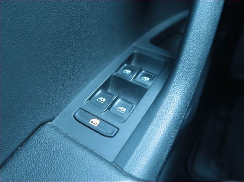 Škoda Octavia (2019) 1.5 TSI, Automat, Tempomat - fotka 19 z 19