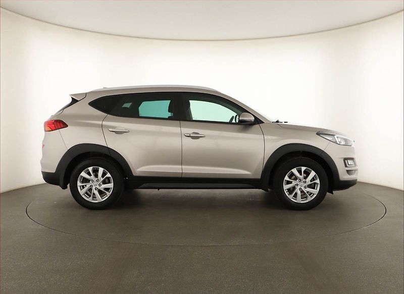 Hyundai Tucson (2020) 1.6 GDI, Serv.kniha, Navi - fotka 6 z 16