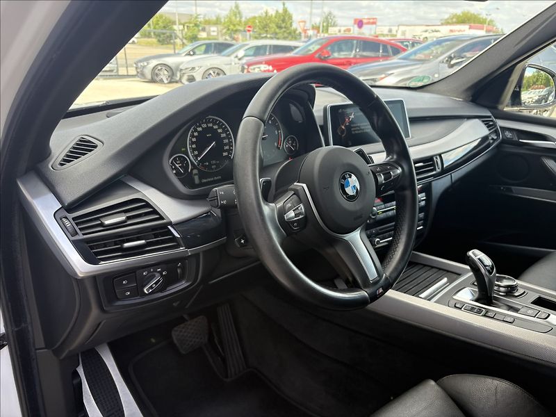 BMW X5 M paket X DRIVE 3,0 D - fotka 13 z 38
