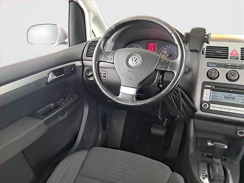 Volkswagen Touran (2007) 2.0 TDI, Automat, po STK - fotka 7 z 18