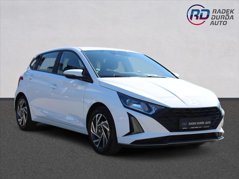 Hyundai i20 1,2 i  1MAJ,ZÁRUKA,DPH,25327KM - fotka 3 z 32