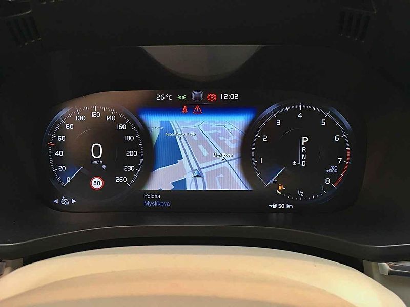 Volvo XC60 v Galerii Mánes.