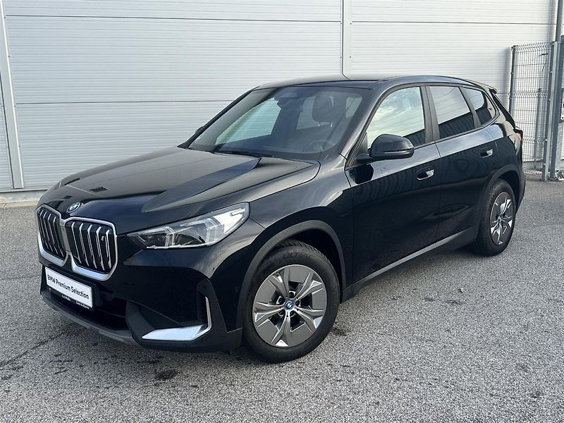 BMW iX1 xDrive30 - fotografie inzerátu